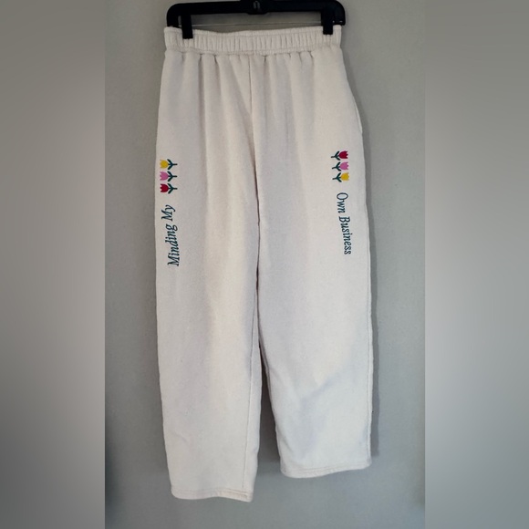 Yellow the Label Minding My Own Business Fleece Pants size Large in Cream/Ivory - Picture 3 of 10